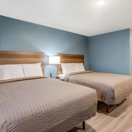 Woodspring Suites Detroit Farmington Hills Exterior foto