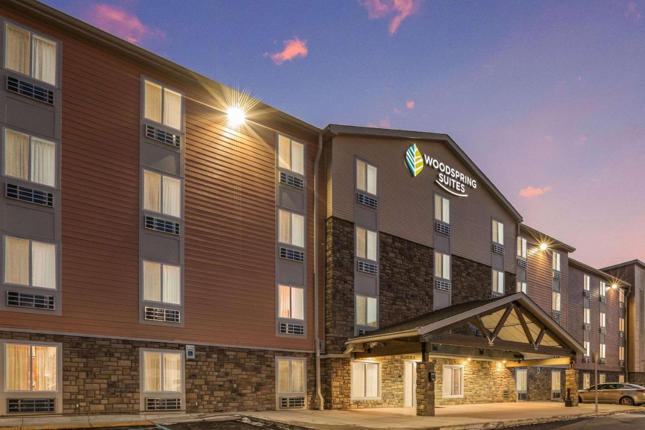 Woodspring Suites Detroit Farmington Hills Exterior foto