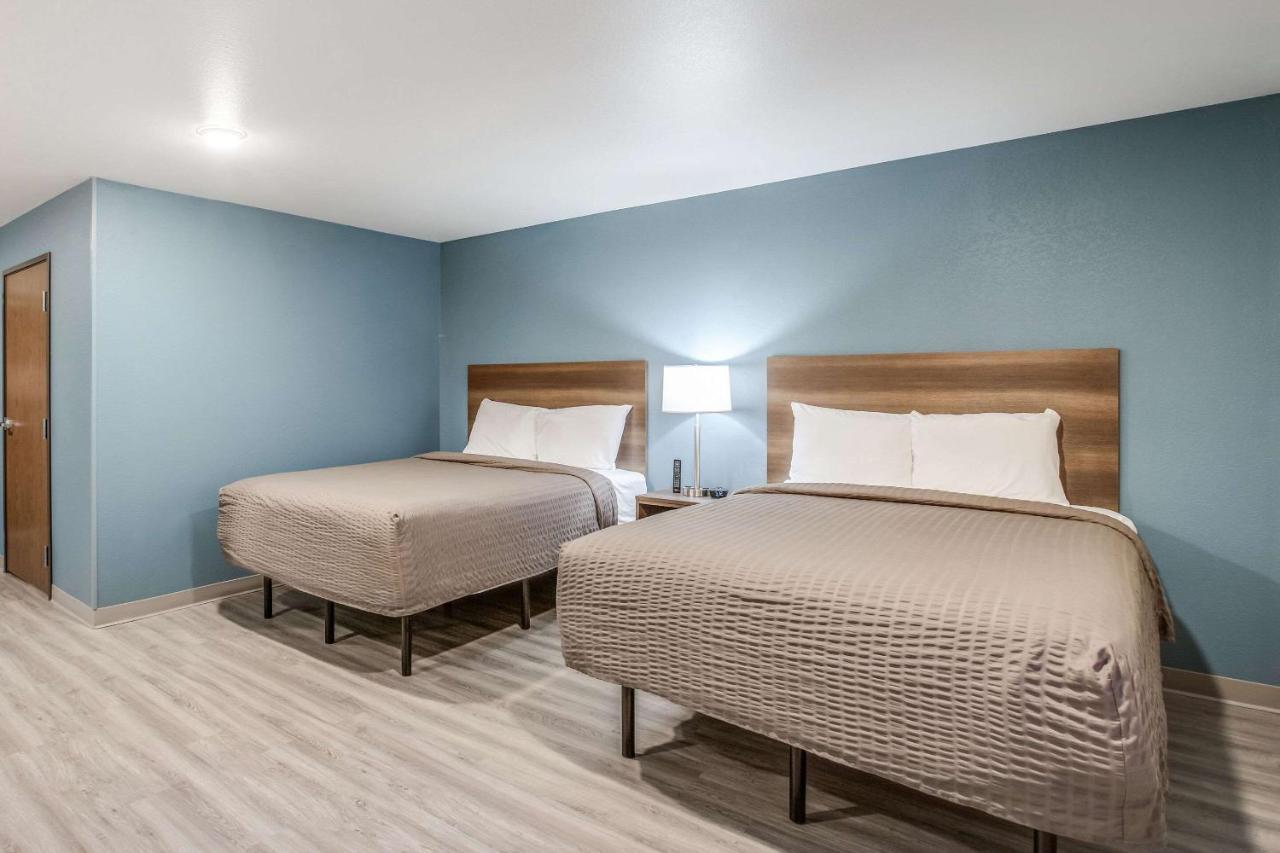 Woodspring Suites Detroit Farmington Hills Exterior foto